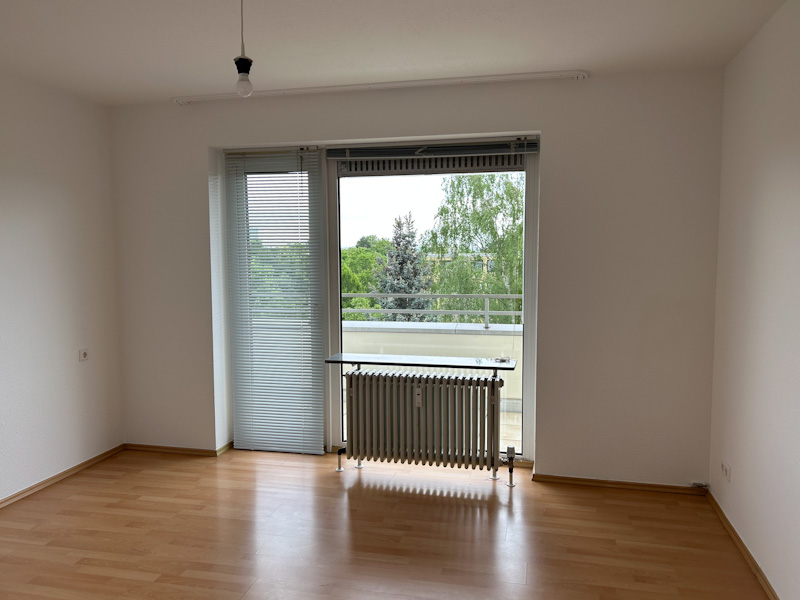Renovierte 3 Zimmer-Wohnung mit 2 Balkonen und EBK in Mainz-Münchfeld, Nähe Universität/HBF - Foto 1