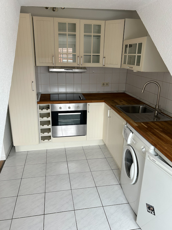 Gemütliche 2 Zimmer-DG-Wohnung mit 2 Stellplätzen im beliebten Mainz- Laubenheim - Foto 2
