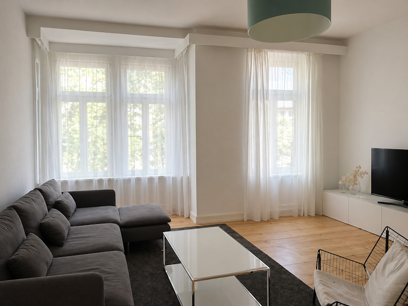 Top Sanierte 4 Zimmer – Altbauwohnung mit Balkon in Mz-Altstadt, Nähe Kurfürstlichen Schloss - Photo 2