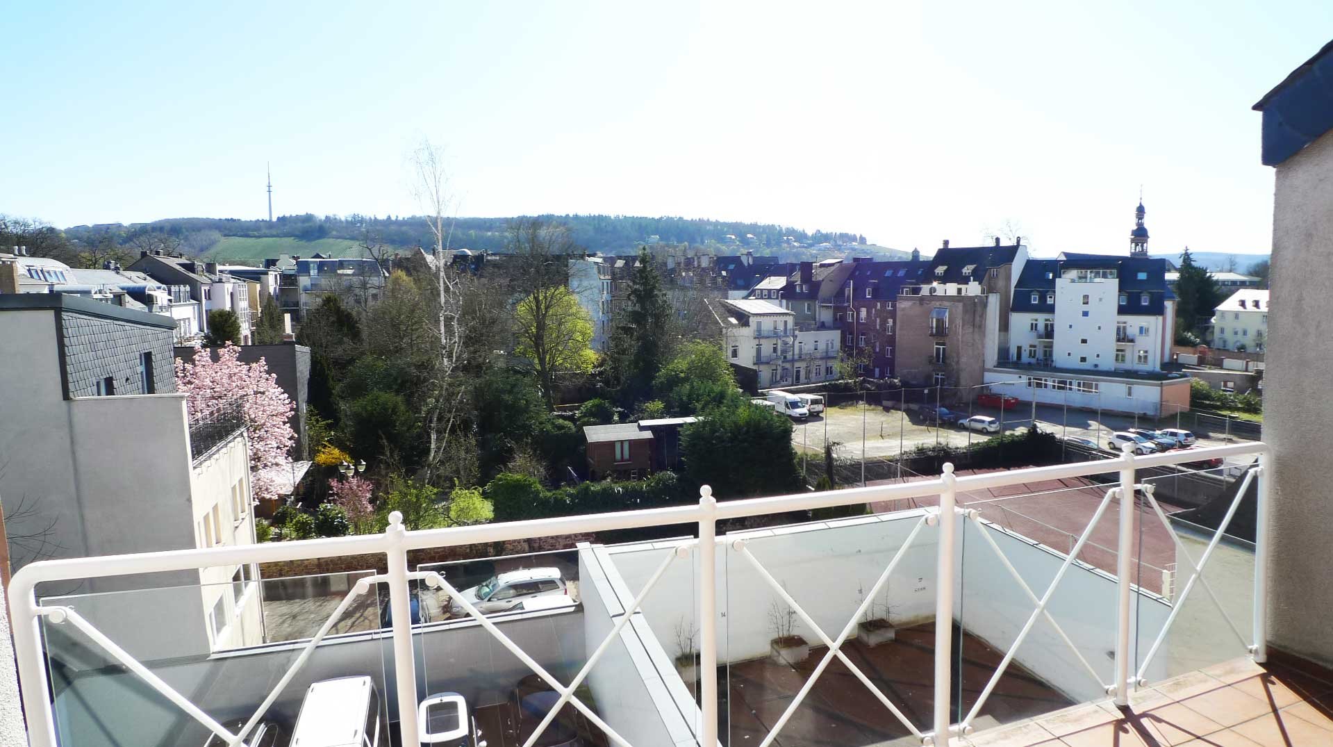 Renovierte Maisonette-Wohnung mit Galerie, Kamin, Einbauküche und TG, Trier-Innenstadt - Foto 4