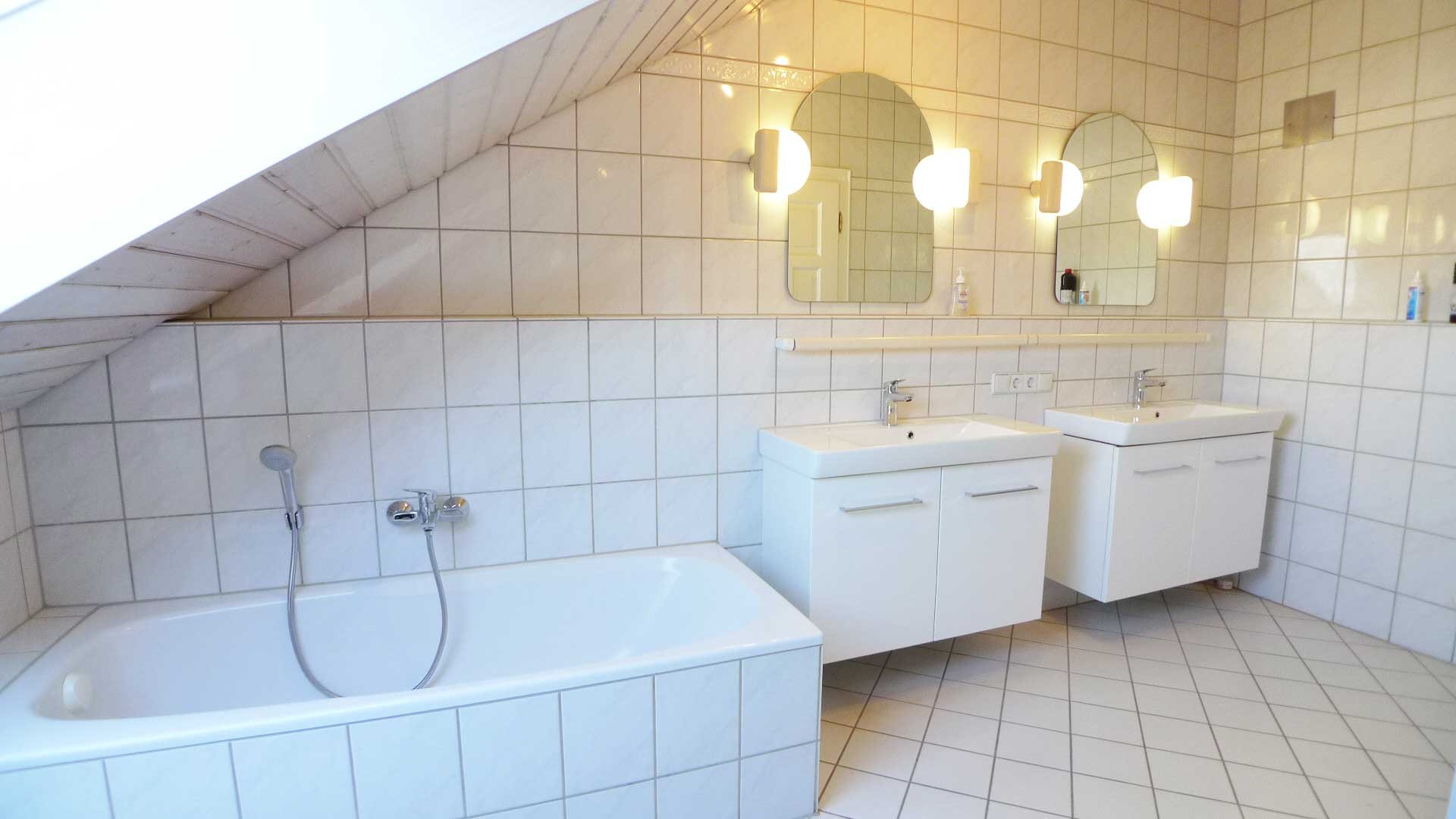 Renovierte Maisonette-Wohnung mit Galerie, Kamin, Einbauküche und TG, Trier-Innenstadt - Foto 3