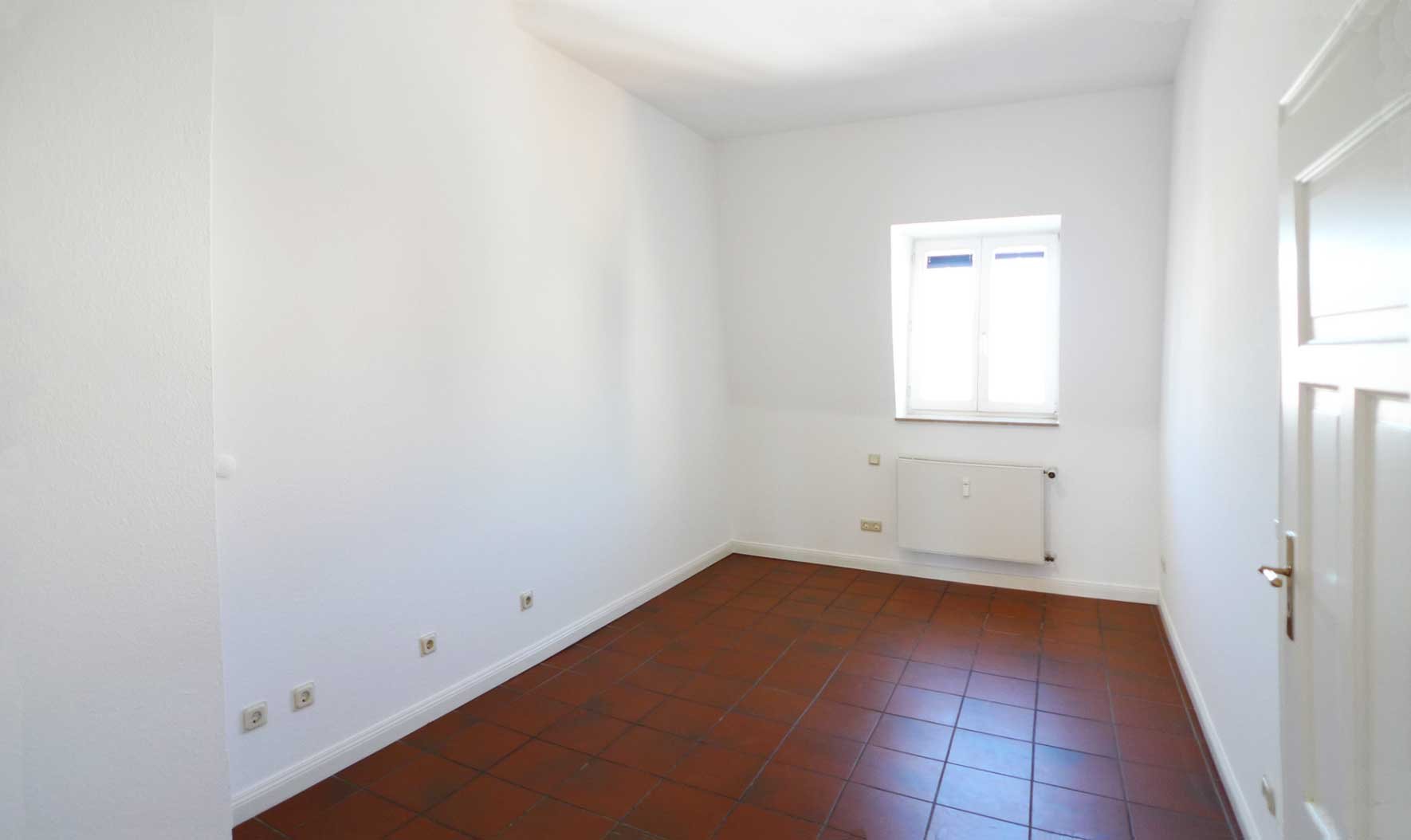 Renovierte Maisonette-Wohnung mit Galerie, Kamin, Einbauküche und TG, Trier-Innenstadt - Foto 2