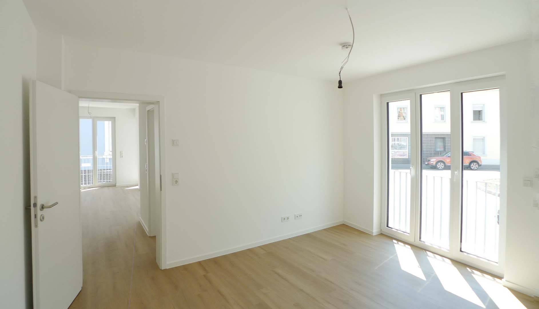 Neubau: Erstbezug – Attracktive 2,5 Zimmer-Wohnung mit Tiefgarage – Nähe Porta-Nigra und Alleenring - Photo 3