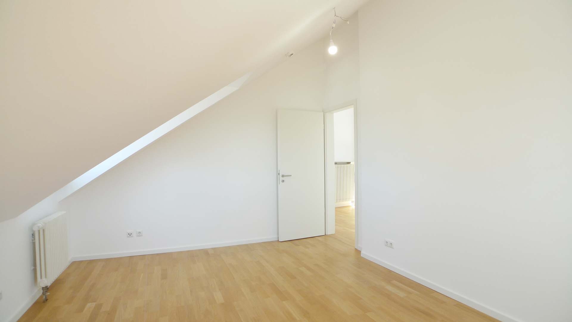 DG-Maisonette-Wohnung mit Galerie, Einbauküche und TG, Trier-Innenstadt - Photo 4