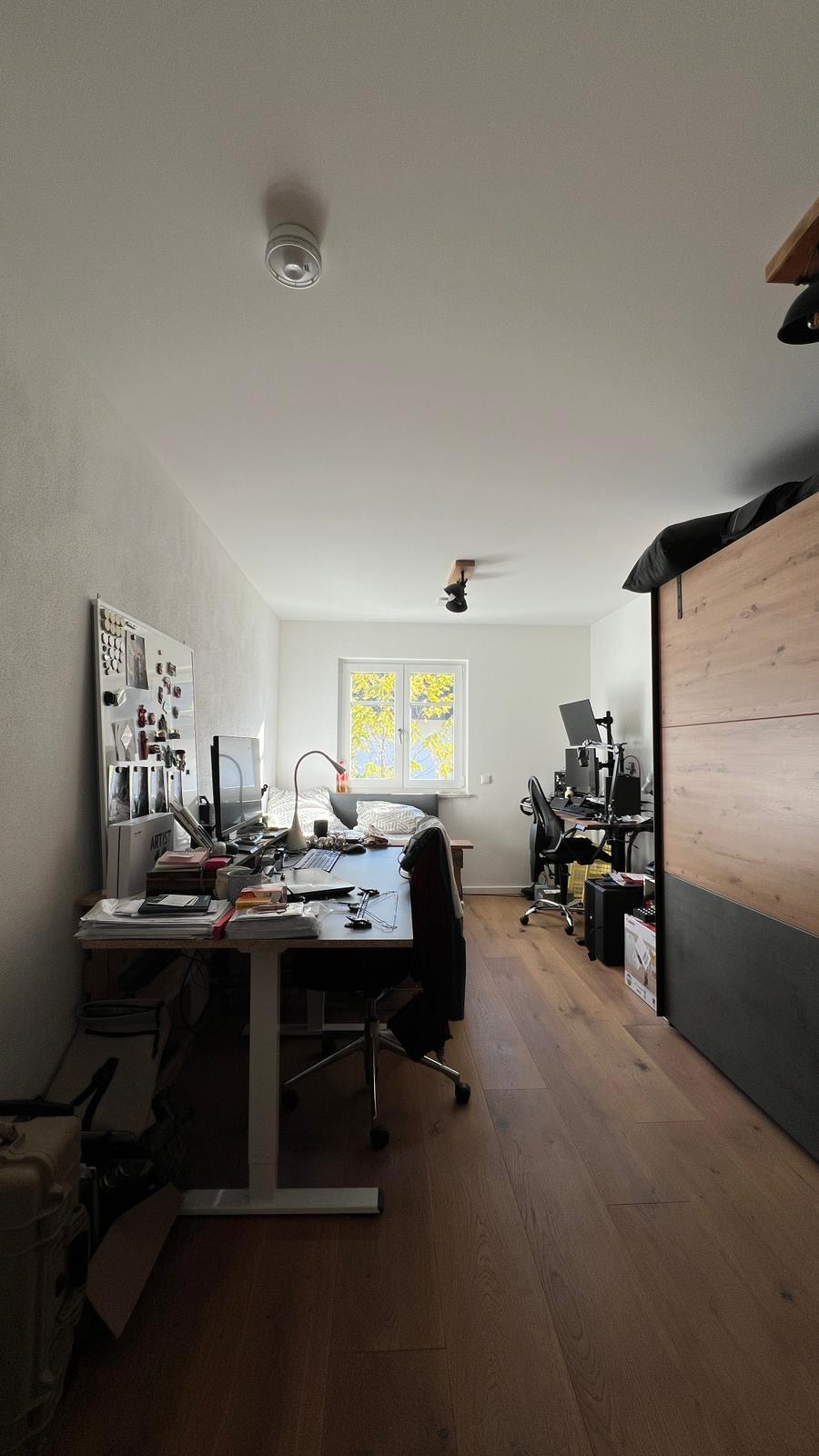 e354f6ff 330f 4bb8 bd35 cad596848e91