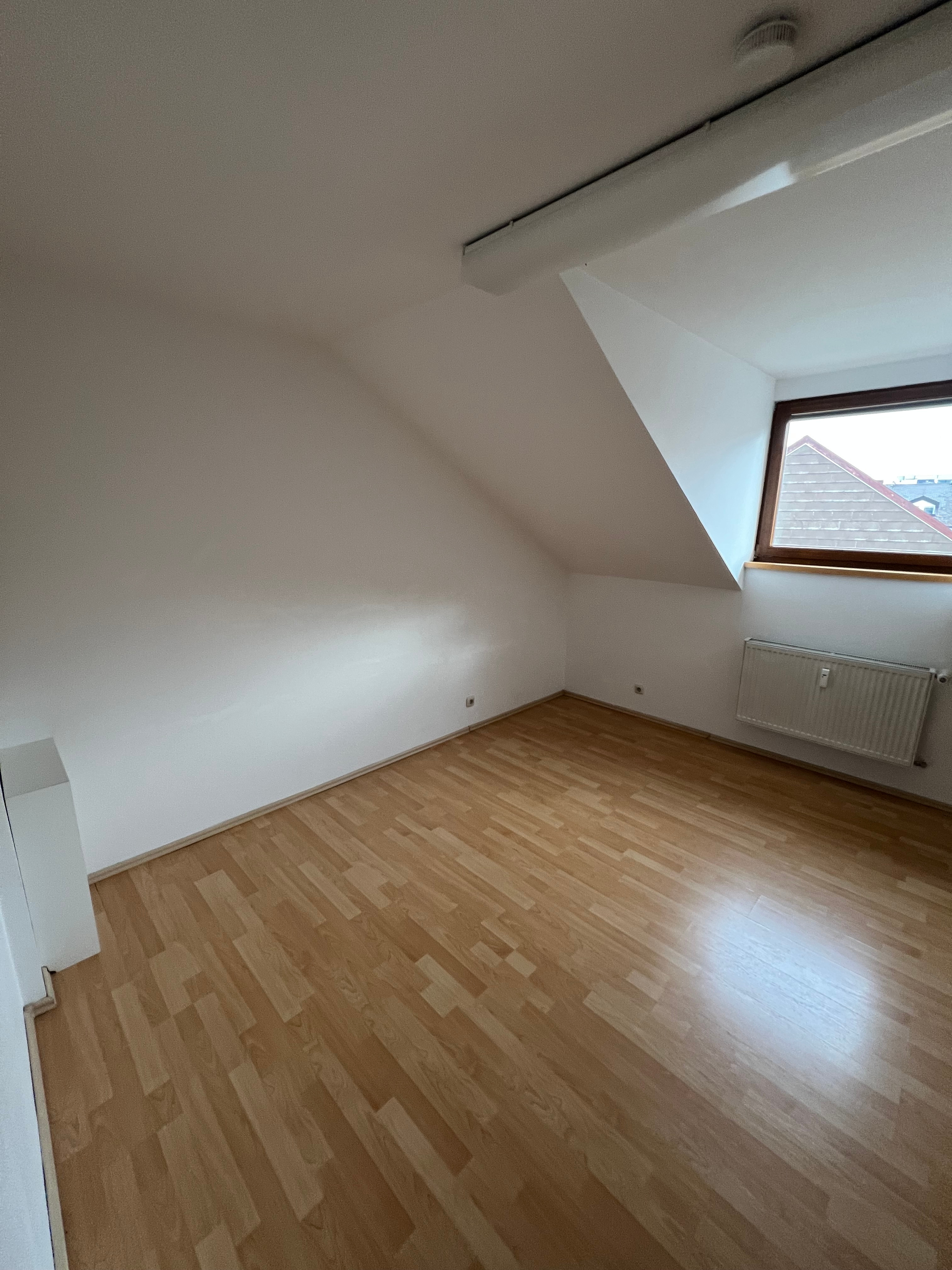 d9dd835d 8ed7 4816 9284 d6888cd83bcb