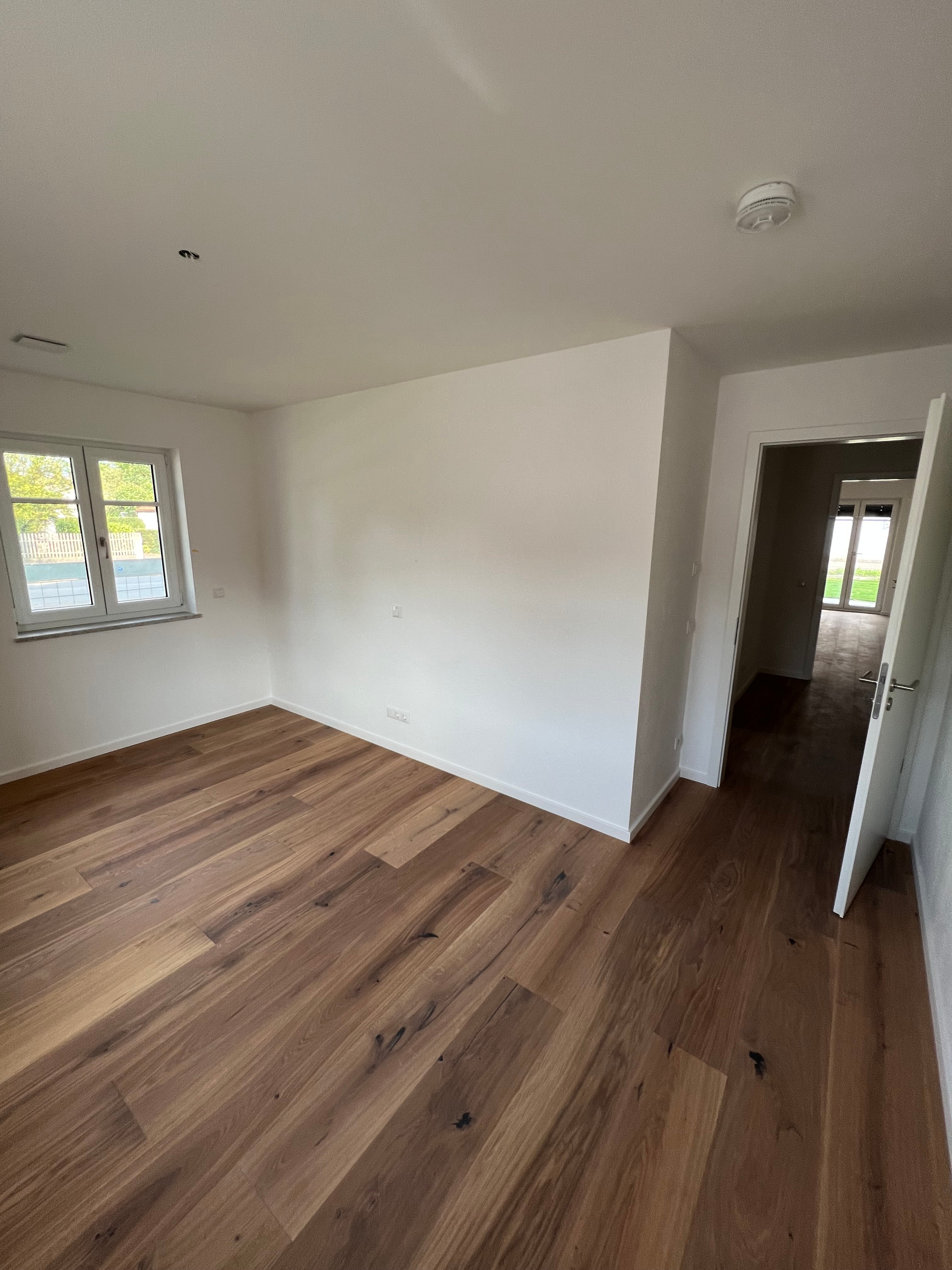 970e7df4 6ec2 4fb2 8957 433992779824