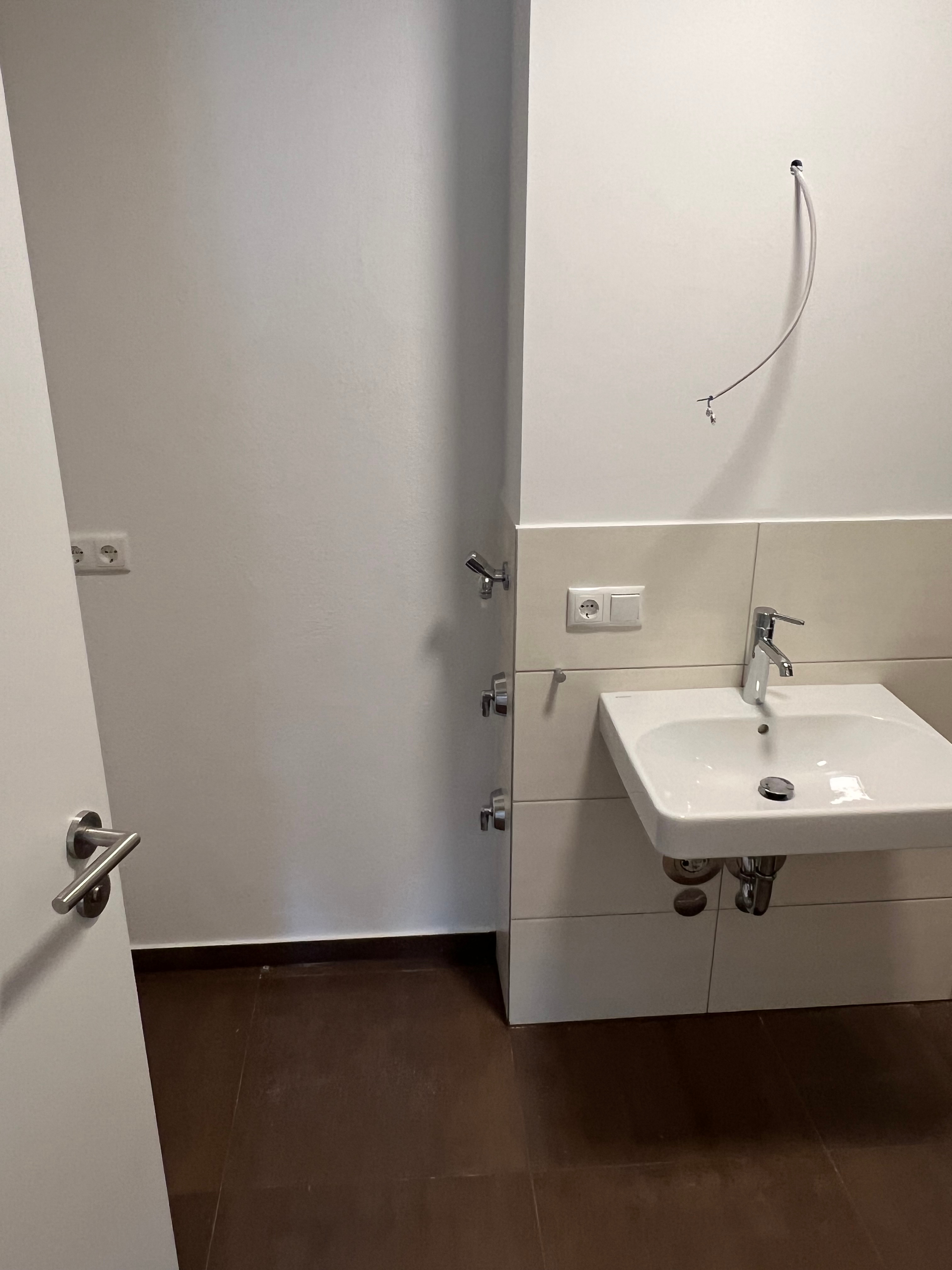 f713a4e7 c227 41da b8aa e290993016ba