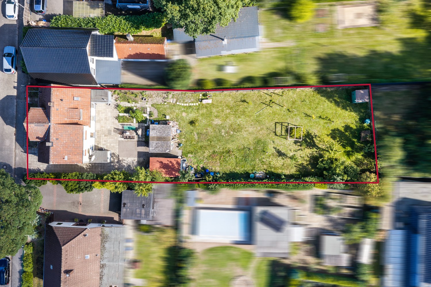 Delmenhorst: Doppelhaus mit zwei Einheiten auf 897 m² Grundstück — Drohnenaufnahme
