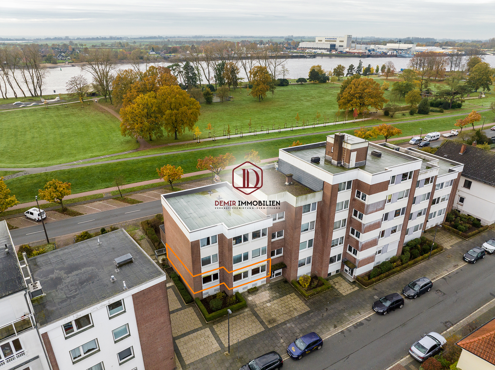 4-Zimmerwohnung mit Weserblick — Titelbild