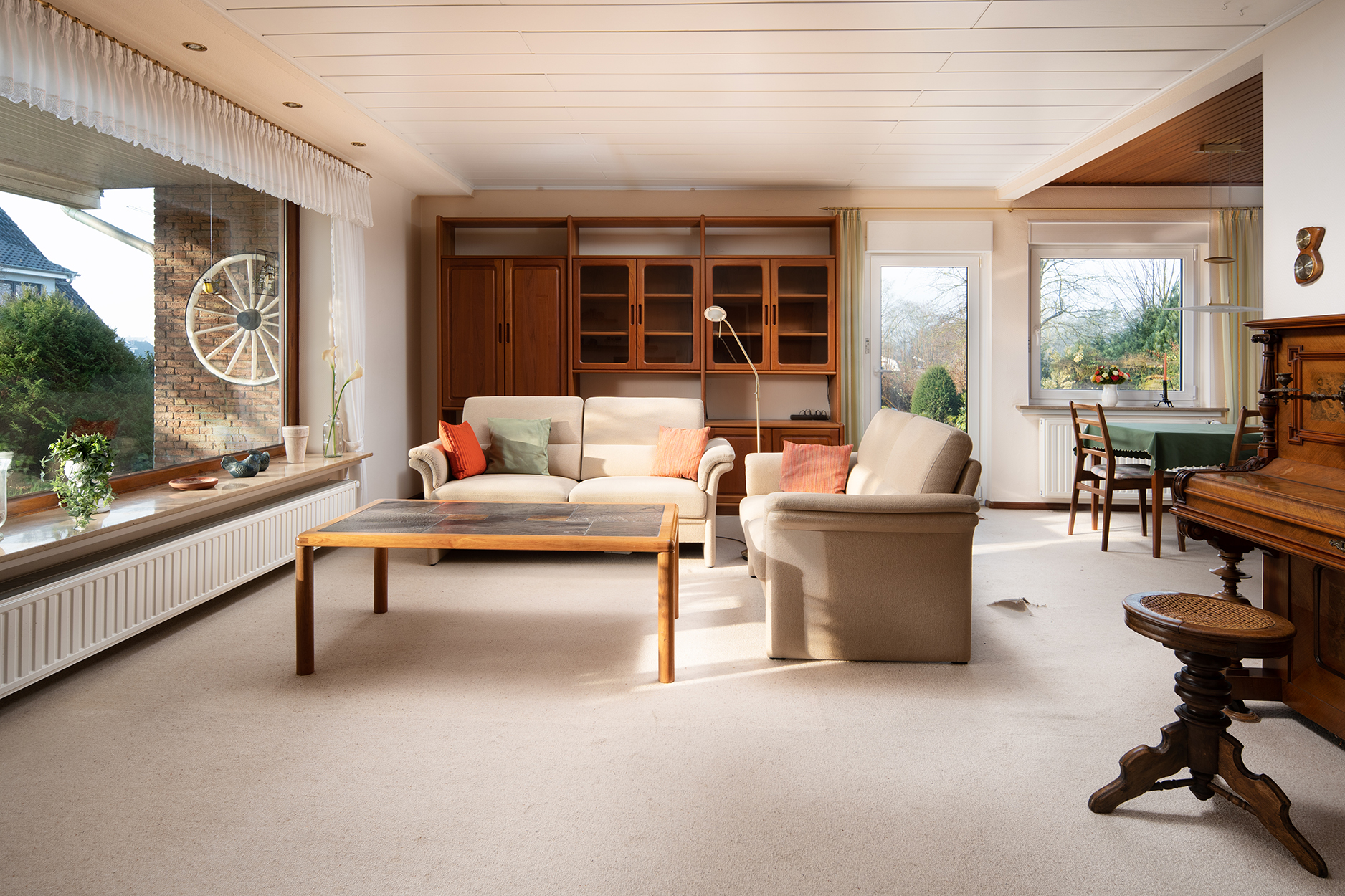 Bungalow in bevorzugter Wohnlage — Wohnzimmer