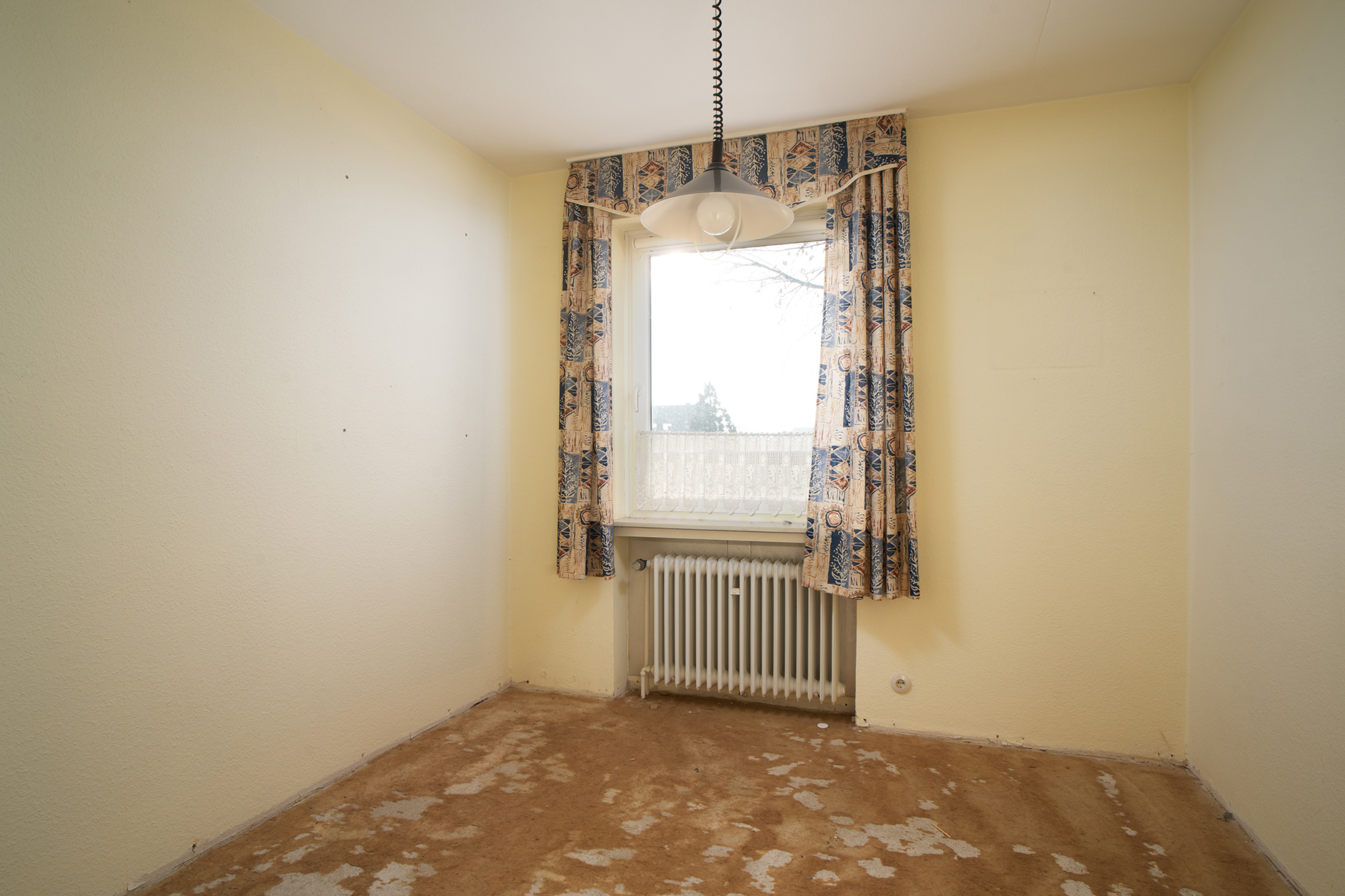 Bungalow in bevorzugter Wohnlage — Zimmer 1