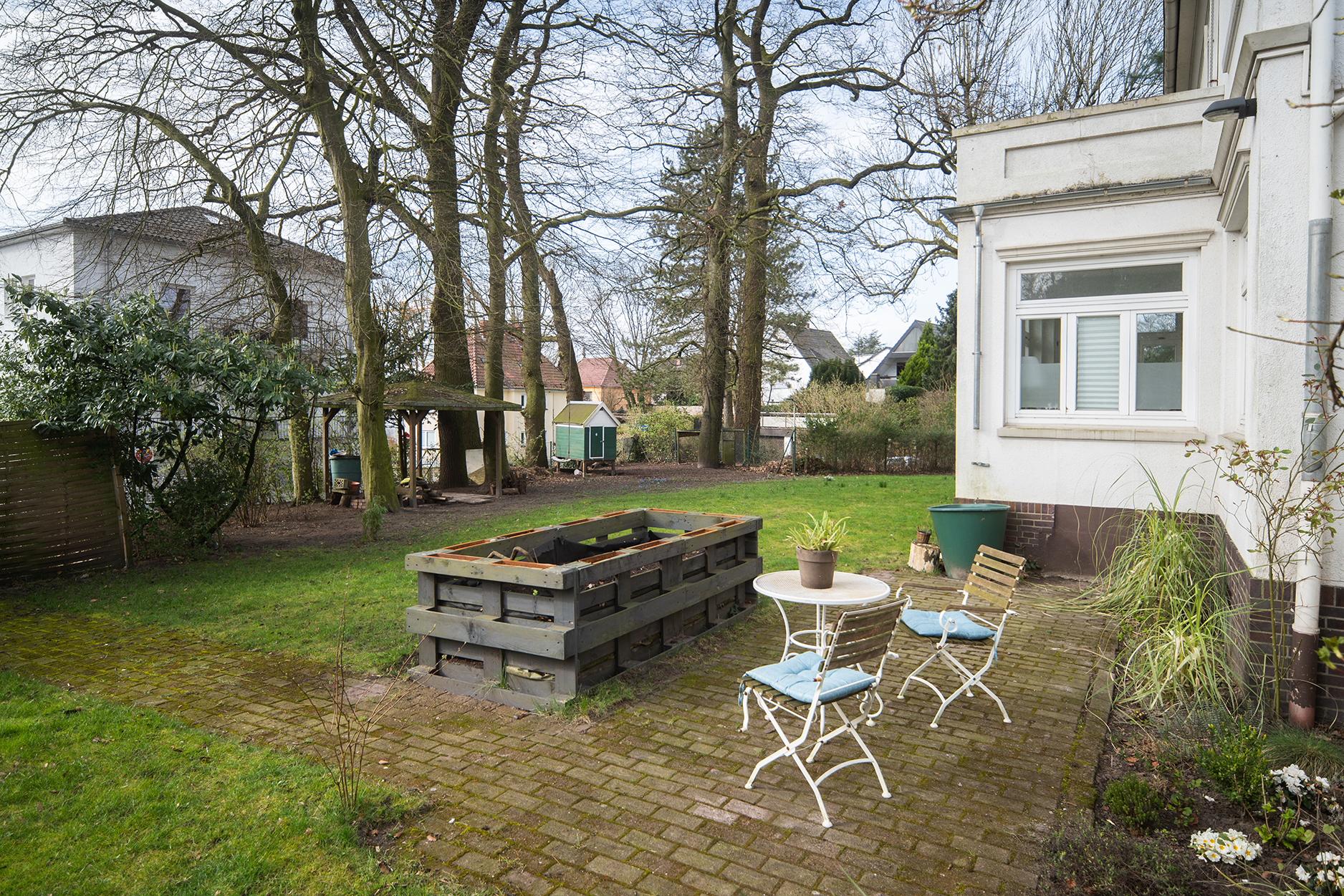 Großzügiges Einfamilienhaus in attraktiver Lage — Garten
