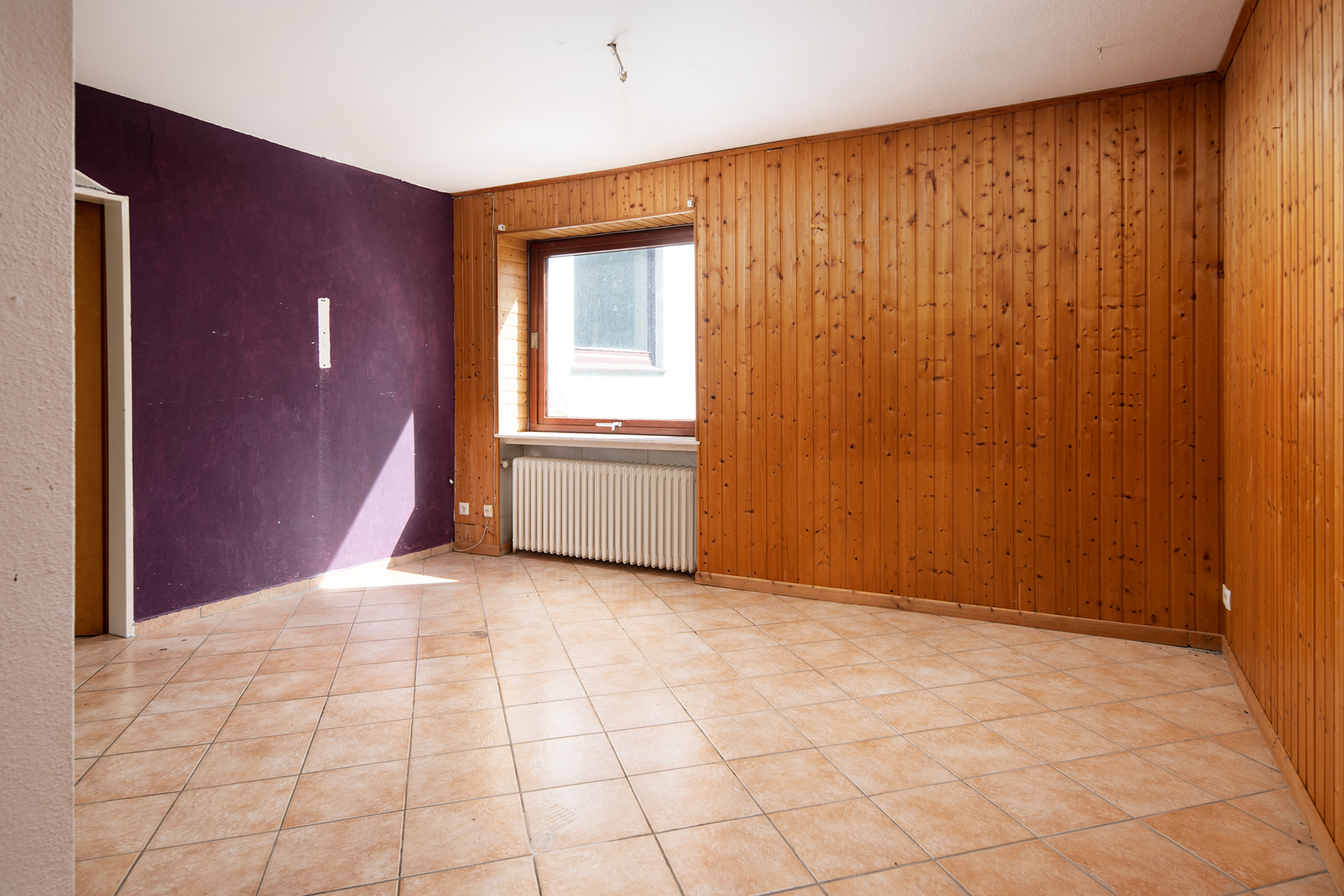 Einfamilienhaus mit 2 weiteren WE auf einem Traumgrundstück — Wohnbereich Einliegerwohnung