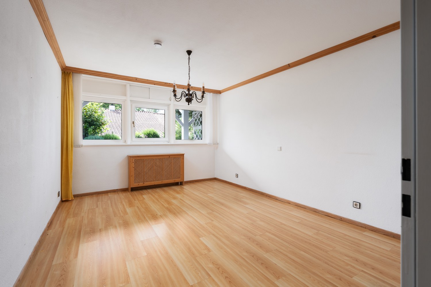 Stilvolle Terrassenwohnung in Ritterhude-Platjenwerbe — Schlafzimmer