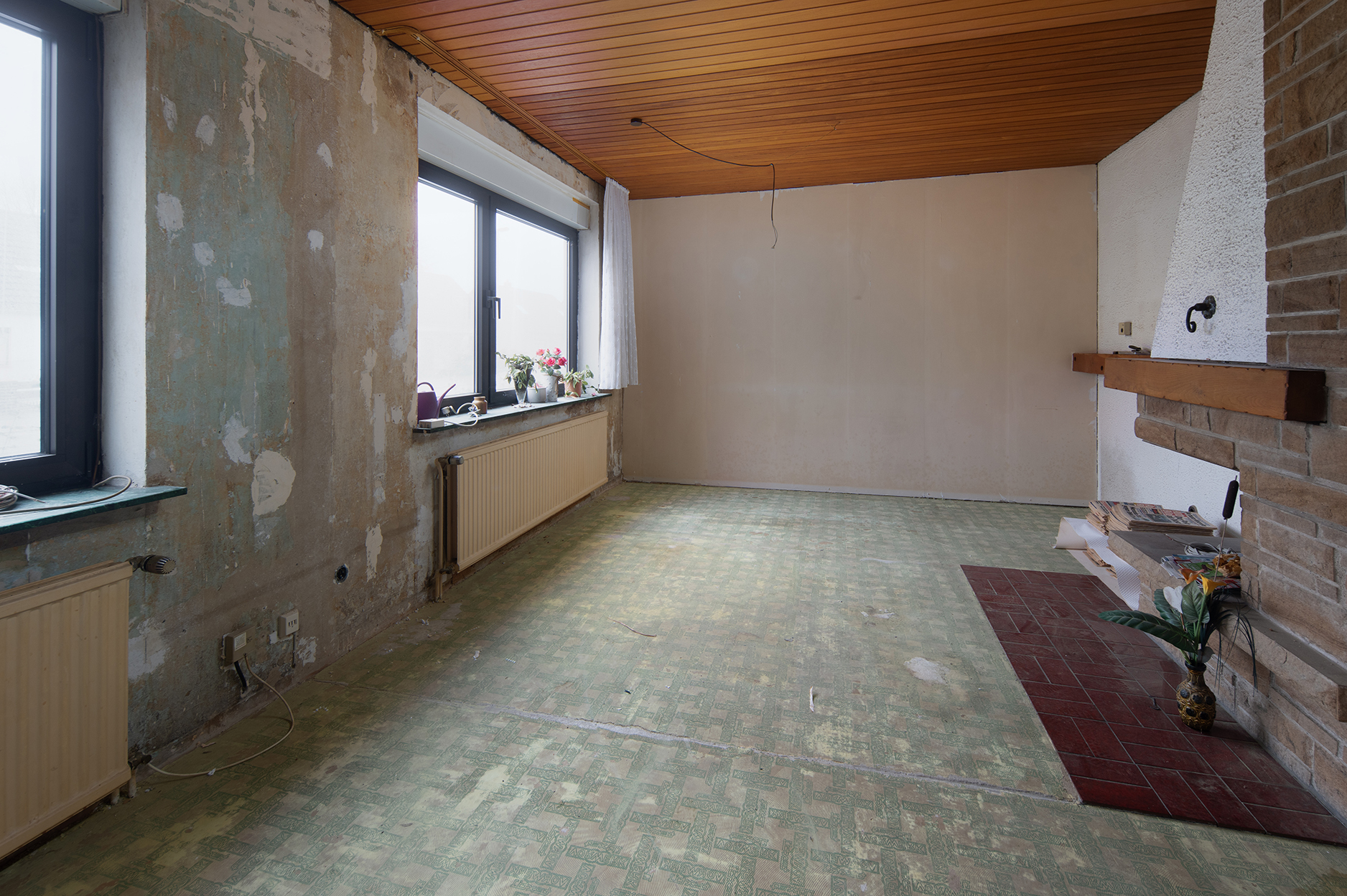 Ein/Zweifamilienhaus in gefragter Lage — Wohnzimmer