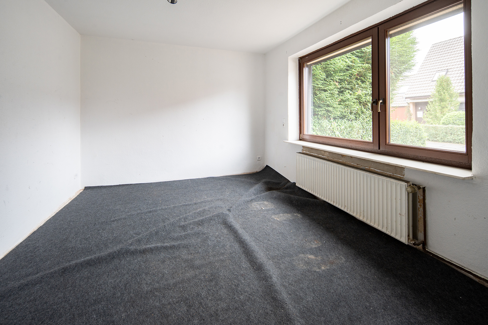 Doppelhaushälfte in gefragter Lage — Schlafzimmer EG