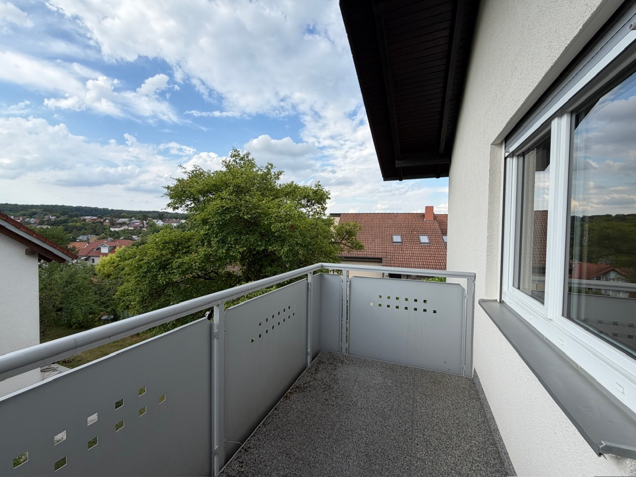 Moderne 3 Zimmer Wohnung mit Balkon in schöner Lage - Photo 5