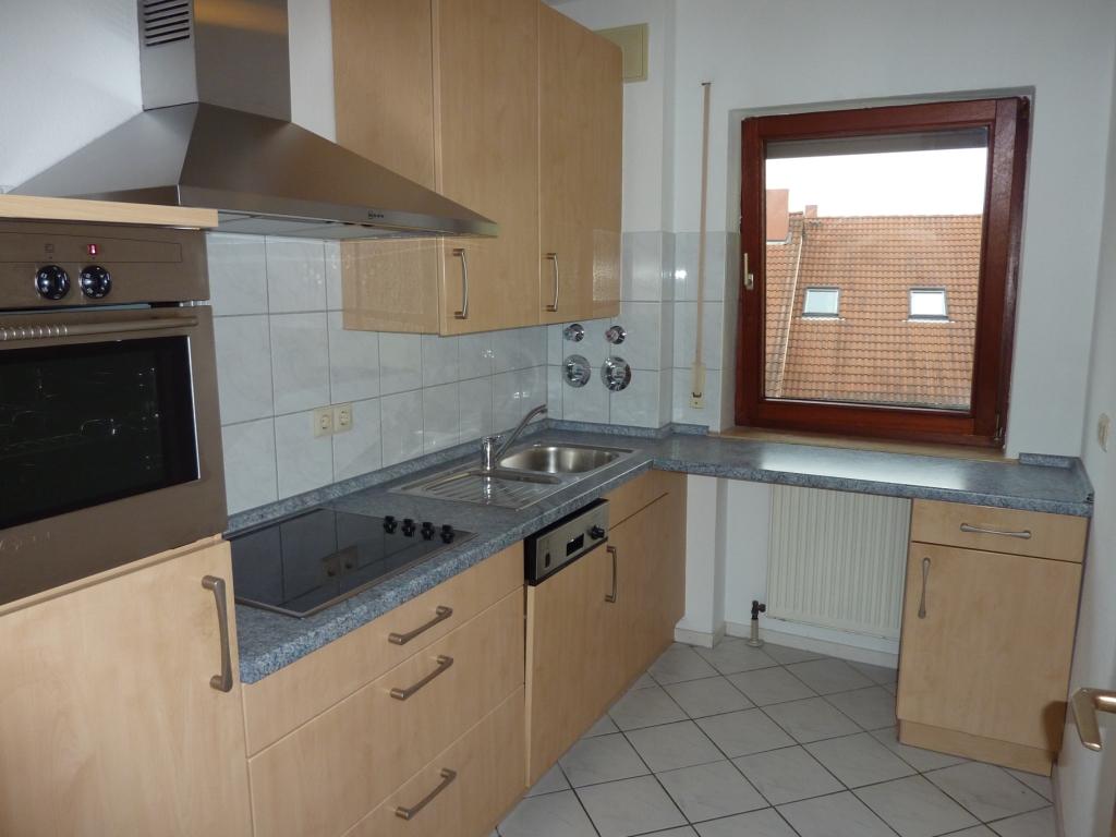 Moderne 3 Zimmer Wohnung mit Balkon in schöner Lage - Photo 2