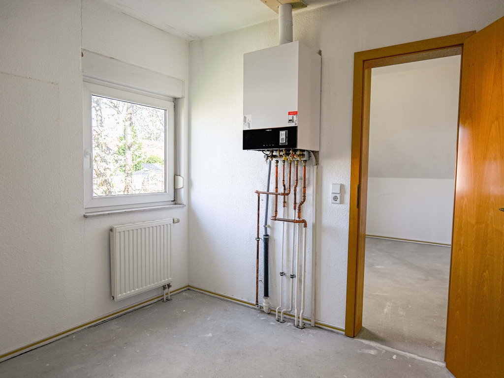 Raum mit Heizung - bisher Ankleidezimmer