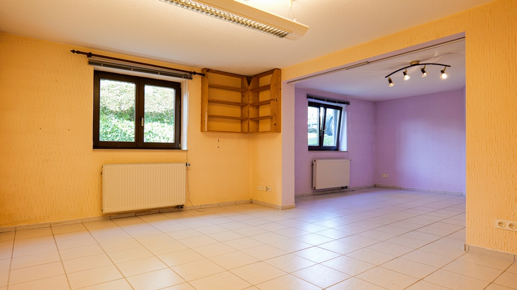 Keller 2 großes Zimmer 2