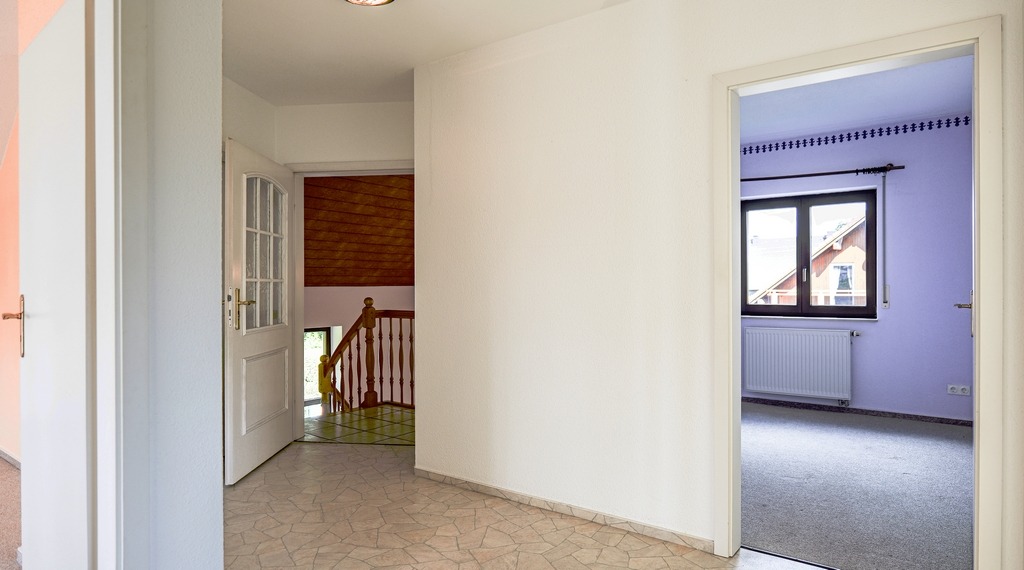 1. OG Blick zum Wohnungseingang
