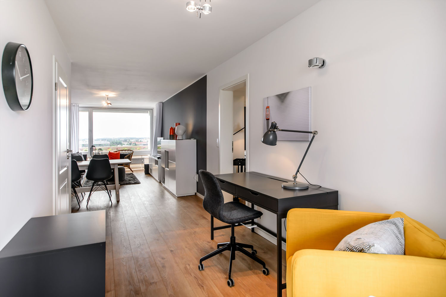 Blick in die Berge: Wohnung am Olympiapark – SPOT Munich