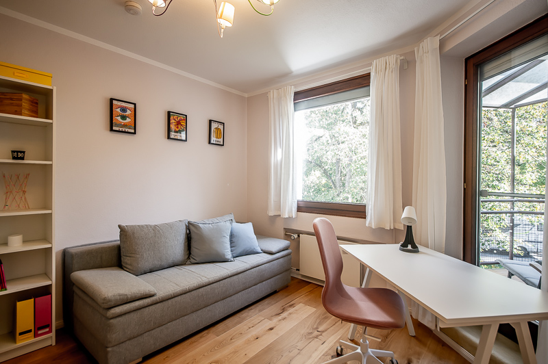 Familienfreundliche 4 Zimmer Wohnung mit Balkon in Pasing - Foto 4