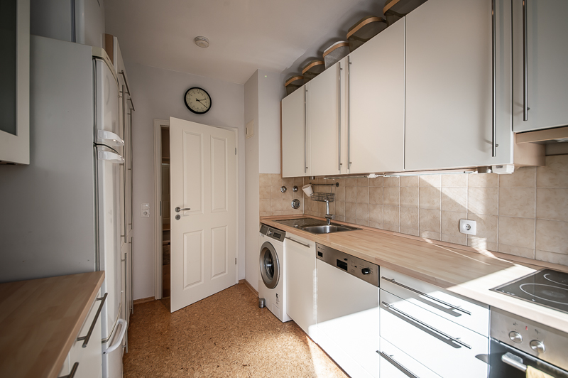 Familienfreundliche 4 Zimmer Wohnung mit Balkon in Pasing - Foto 1