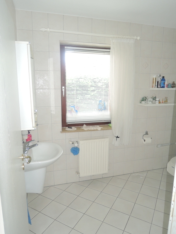 Seniorengerechte Erdgeschosswohnung mit Terrasse und PKW Stellplatz im unteren Wieterviertel - Foto 4