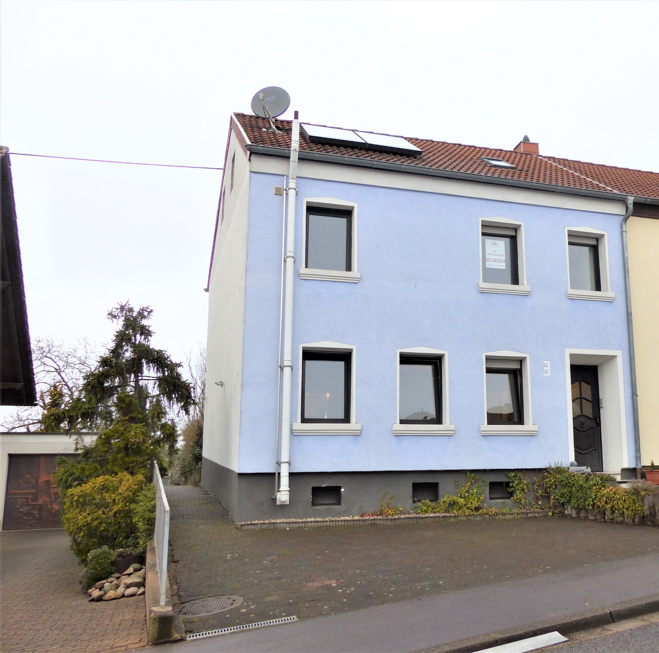 ***VERKAUFT ***Saniertes Haus mit zwei Wohneinheiten, Wintergarten