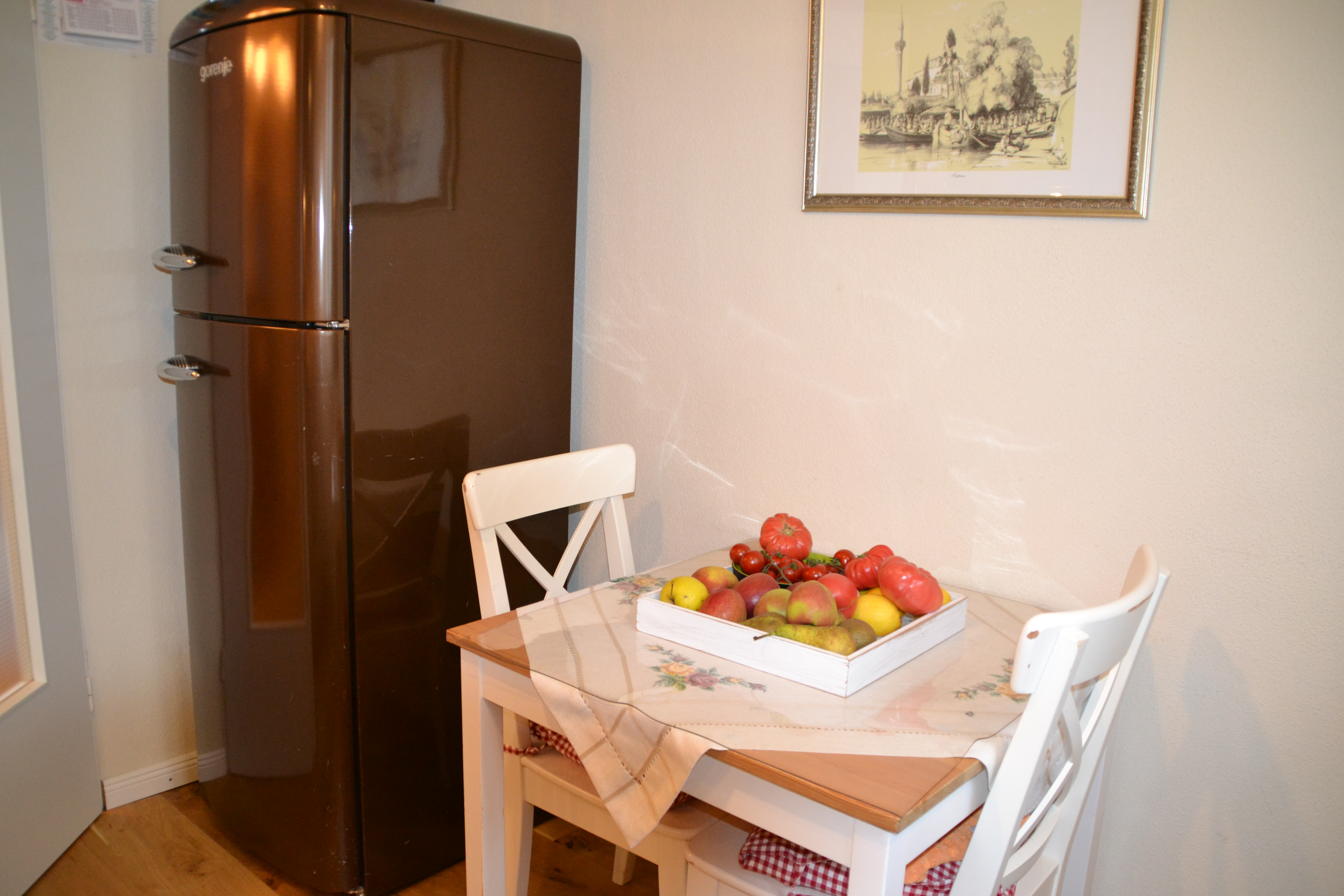 Schicke 2-Zimmer Wohnung ! Modernisiert ! – Cloutfloor