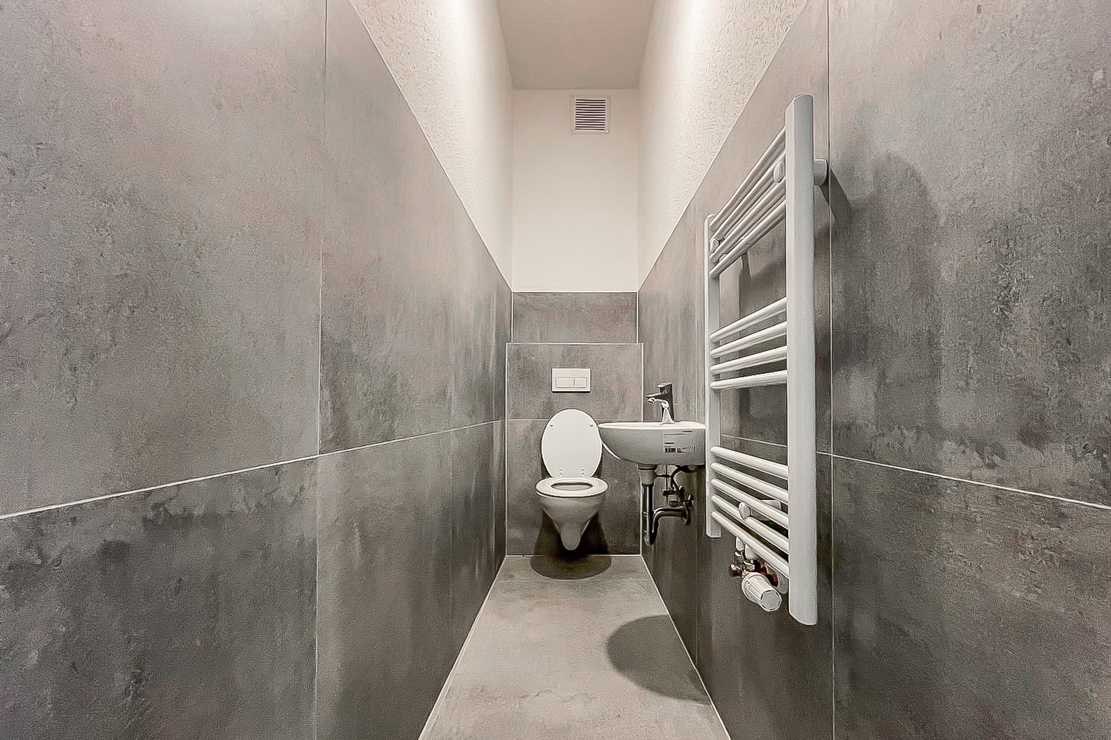 5 Zimmer – frisch renoviert – zentrale Lage – Erstbezug - Photo 3