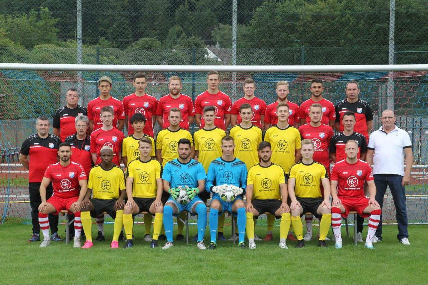 Viele junge Spieler aus der Region stehen im Kader der Germania in dieser Saison. Bislang ist das Konzept von Trainer Voike aufgegangen. In der Tabelle der Landesliga steht man sensationell auf einem siebten Platz und im Pokal hat man den Sprung bis ins Viertelfinale geschafft. Und vielleicht ist ja noch mehr drin.