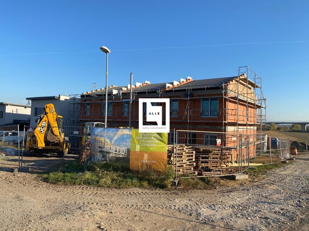 WhatsApp Image 2022-01-05 at 10.30.01