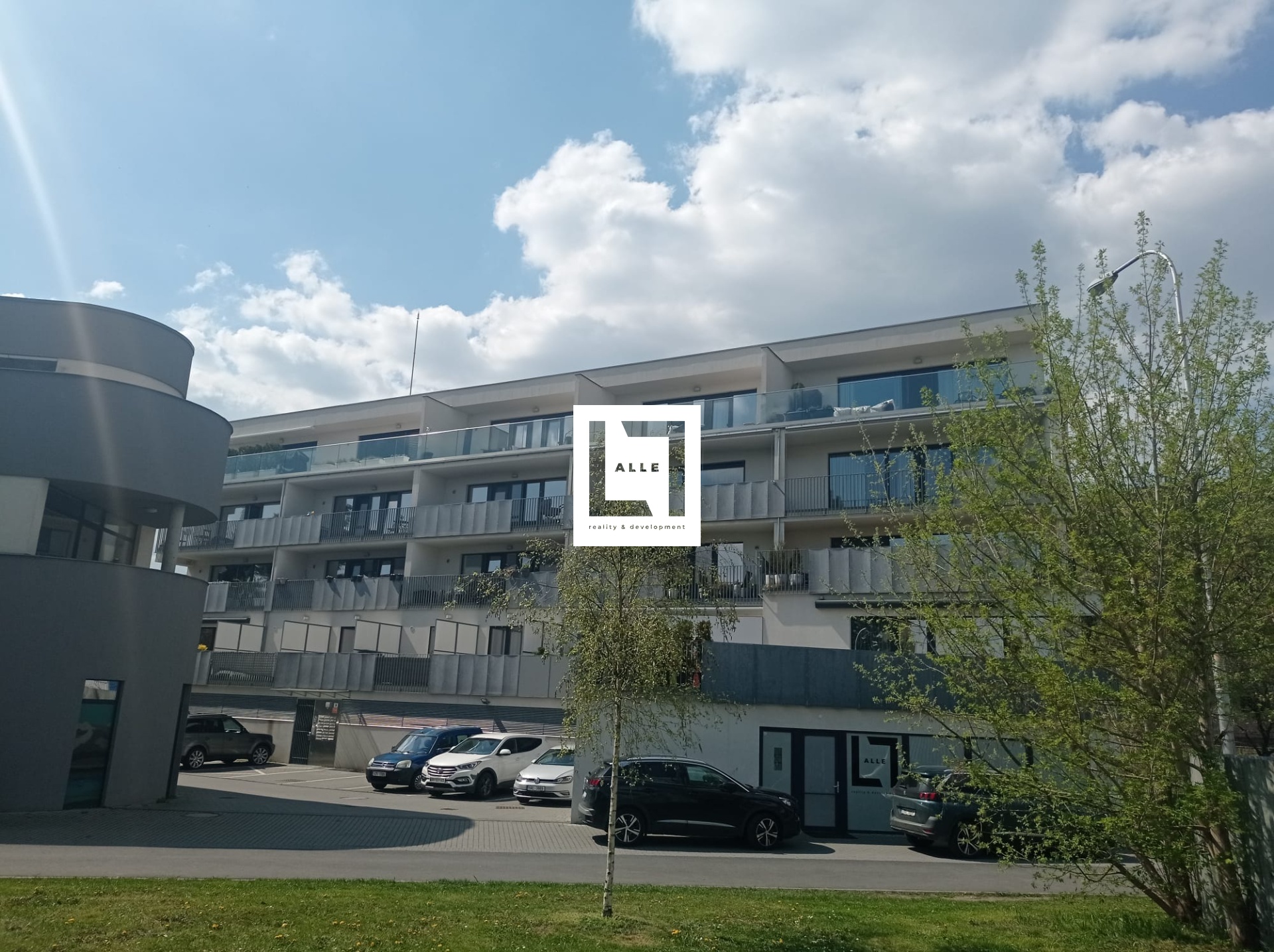 WhatsApp Image 2023-05-02 at 09.30.31 (2)