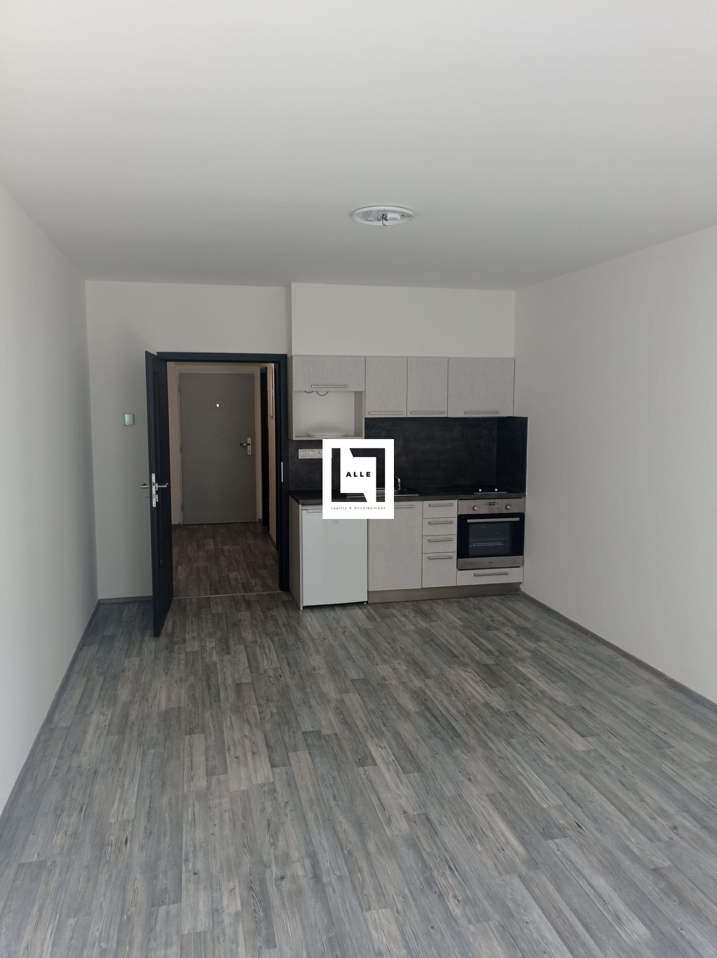 WhatsApp Image 2023-05-02 at 09.30.30