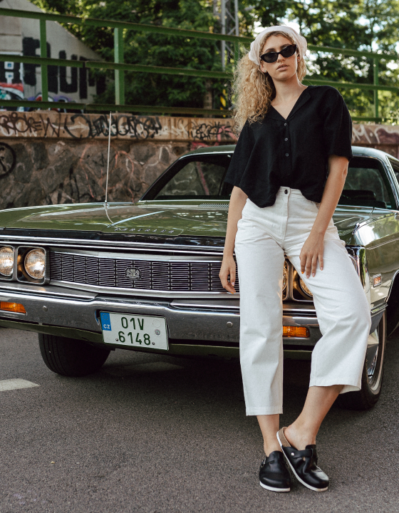 Aside background image