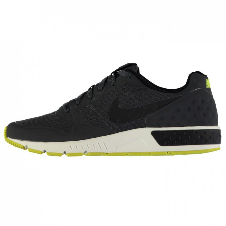 nike nightgazer trail intersport