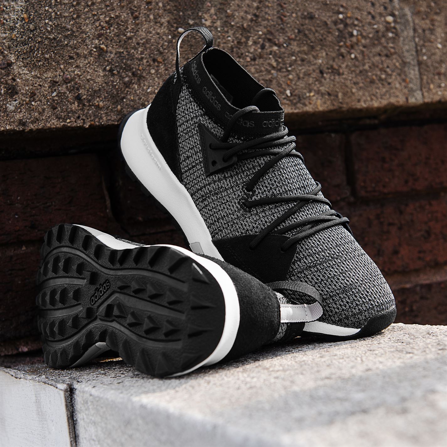 adidas quesa mid ladies trainers