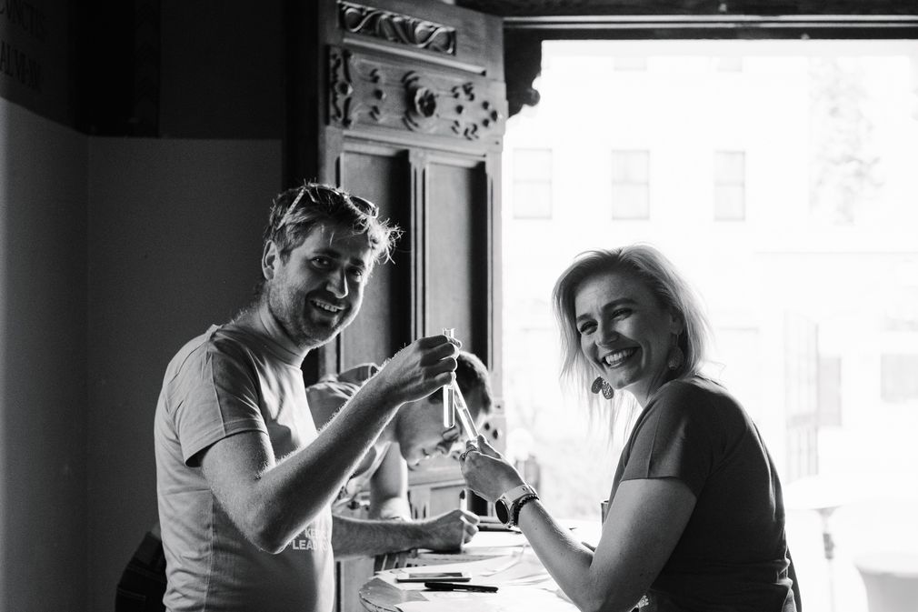 Michal Poppe a Mirka Lukáčová vítají účastníky Culture Rocks