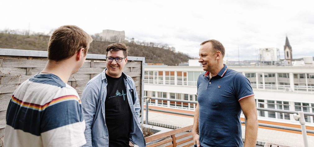 Terasa naší pražské kanceláře MoroSystems