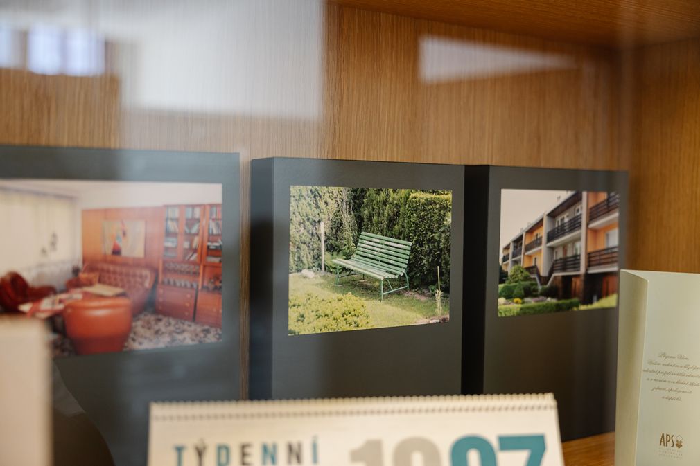 Na této lavičce vznikl před 25 let nápad založit RENOMIA. Dnes na tradici navazujeme a připravujeme firmu na novou digitální éru.
