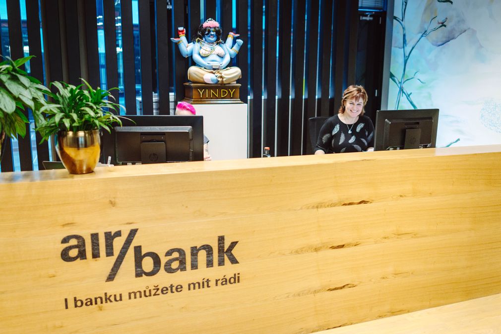 V Air Bank tě přivítáme s úsměvem
