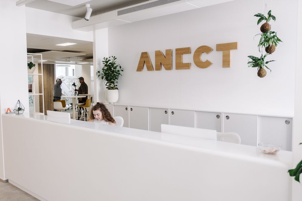 ANECT