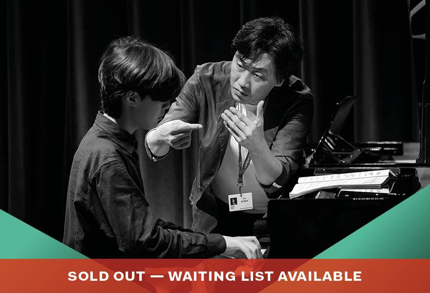 Header image of page : SOHN / MASTERCLASS PIANO