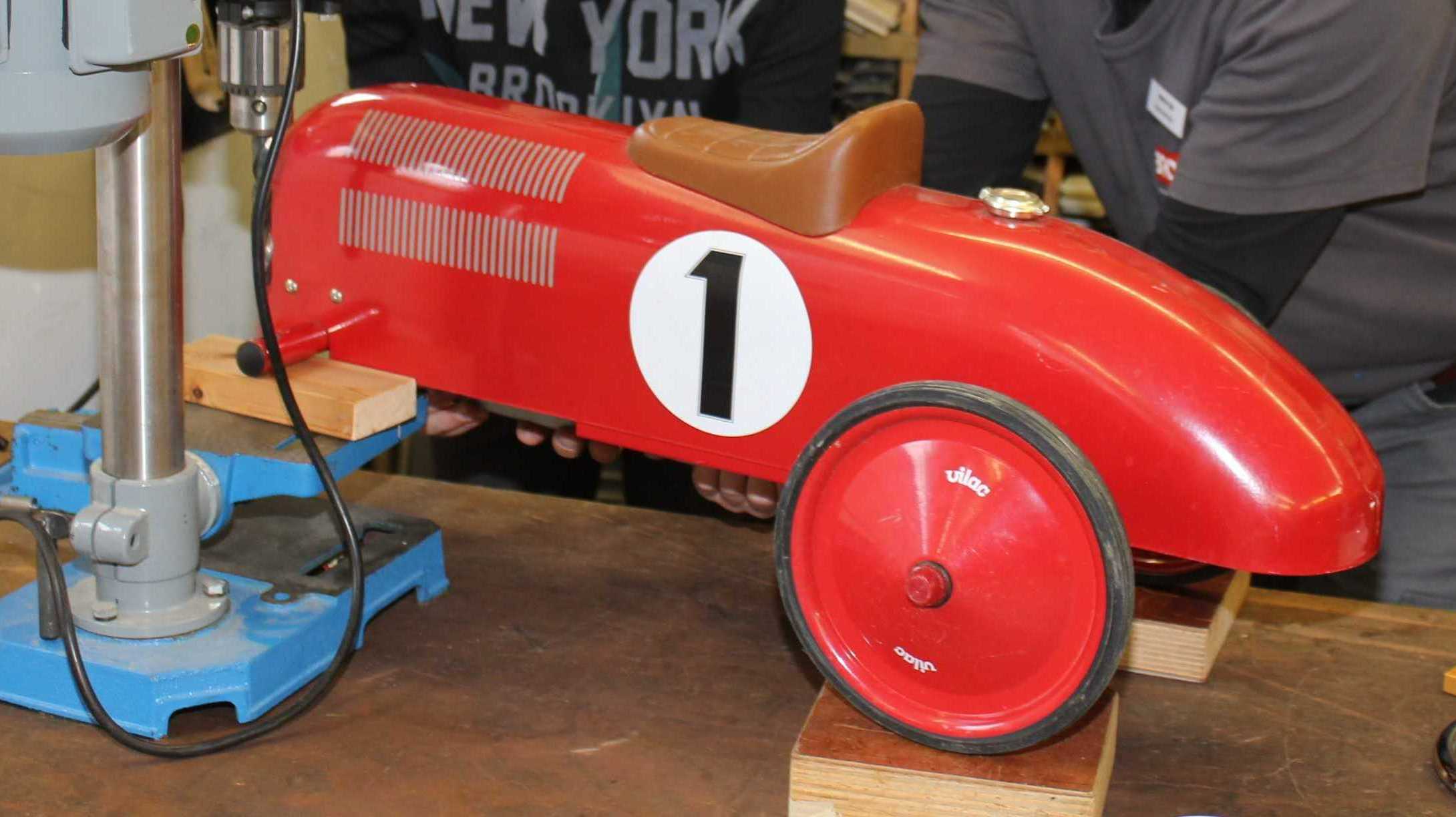 Mechanics and restorers wanted!