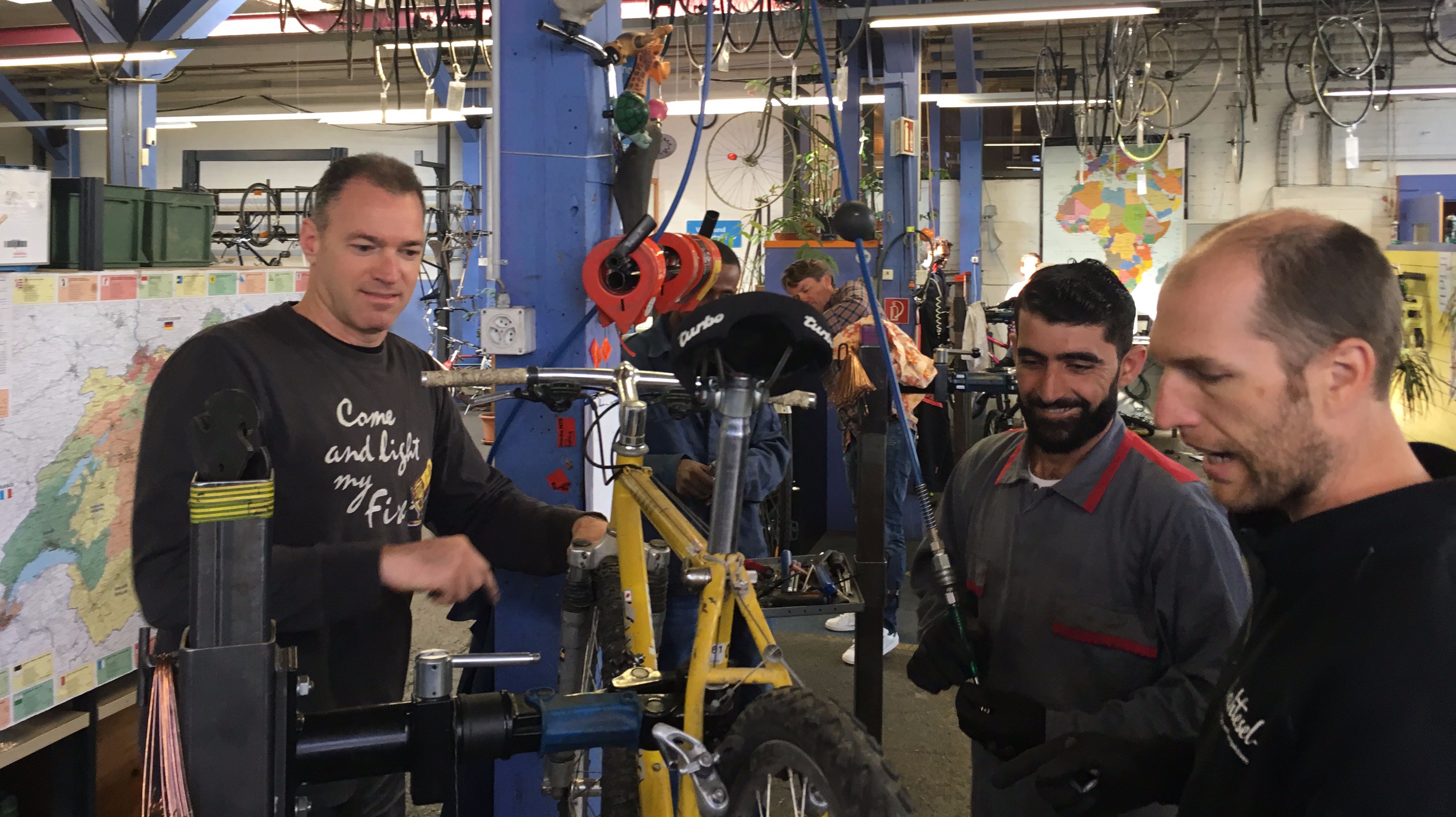 2022 Velo recyclen für Afrika