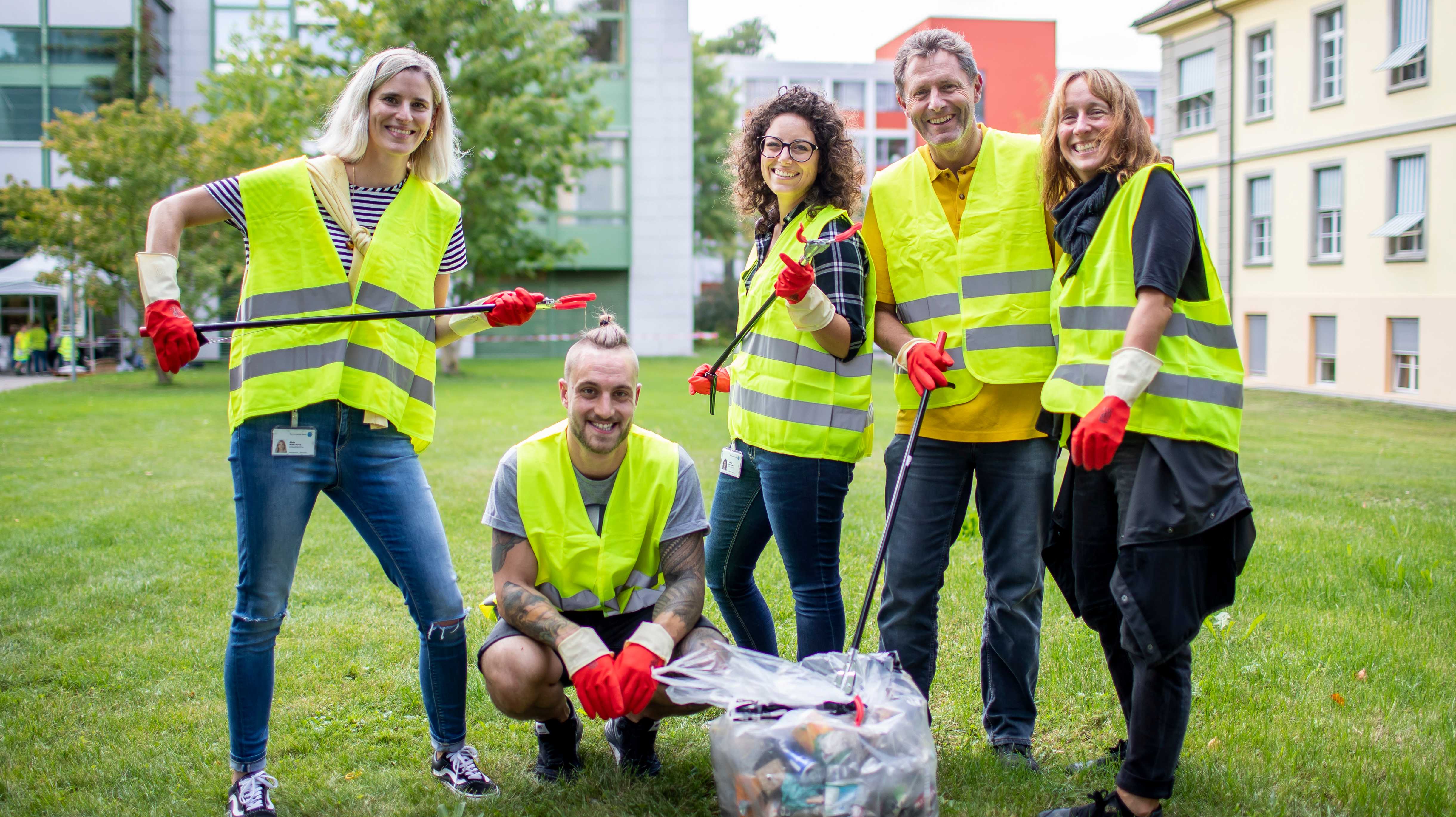 Commitment to combating littering (Clean-Up Day)