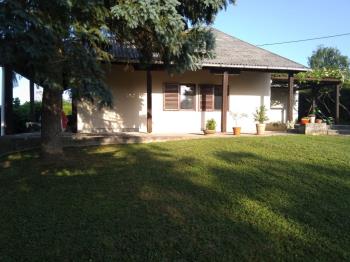 House for sale in Krapinsko zagorska županija, Mokrice photo 1